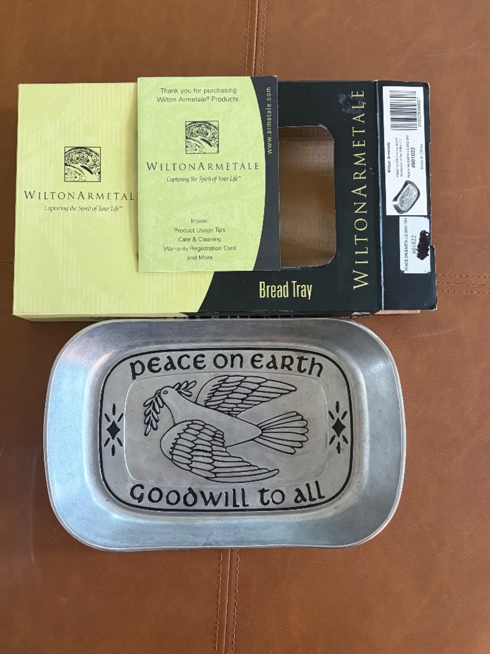 Wilton Armetale Peace on Earth Goodwill to All Pewter Bread Tray original box